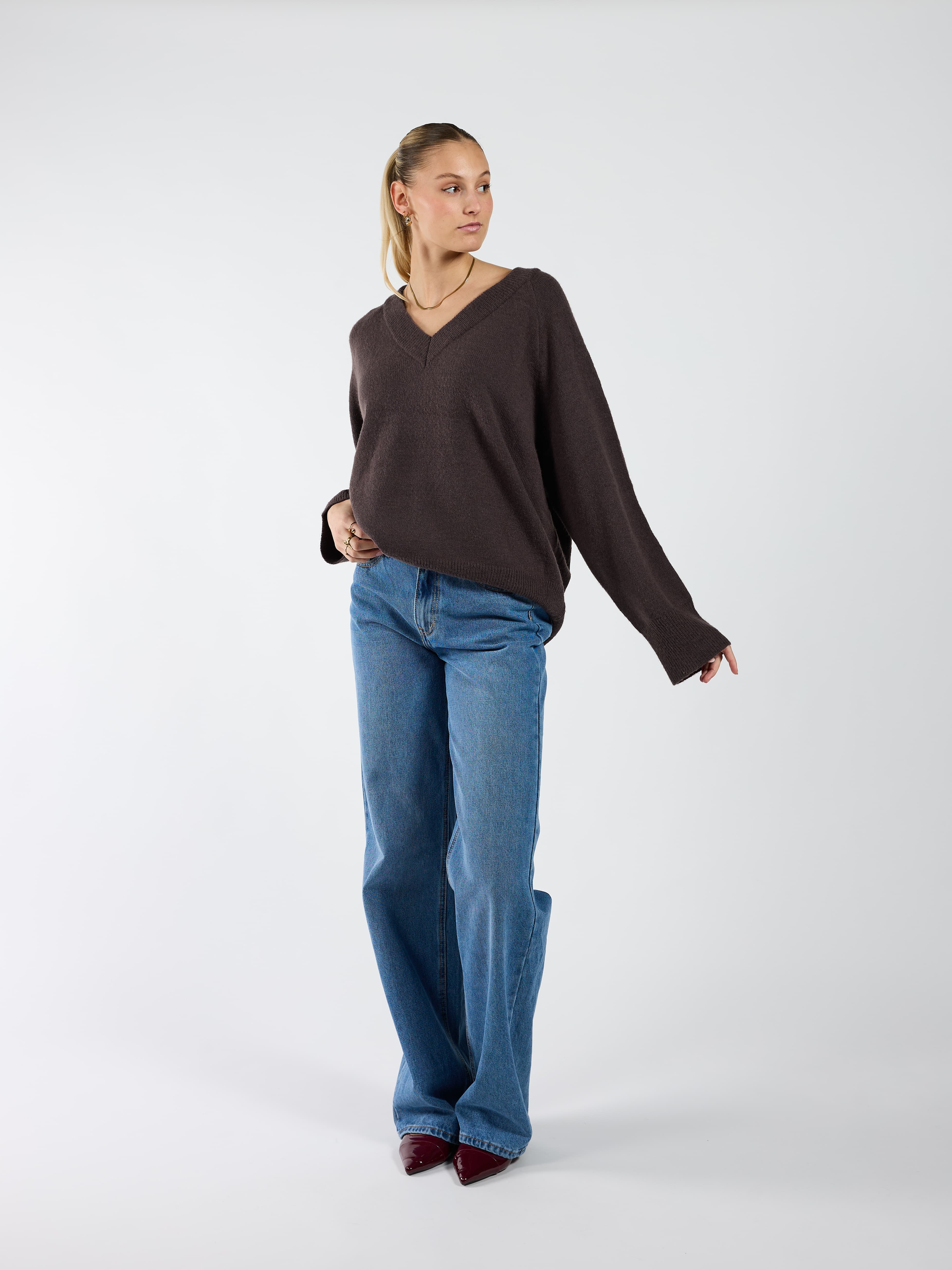 Chloé V-Neck Knit | Bruin | Tall - Image 3