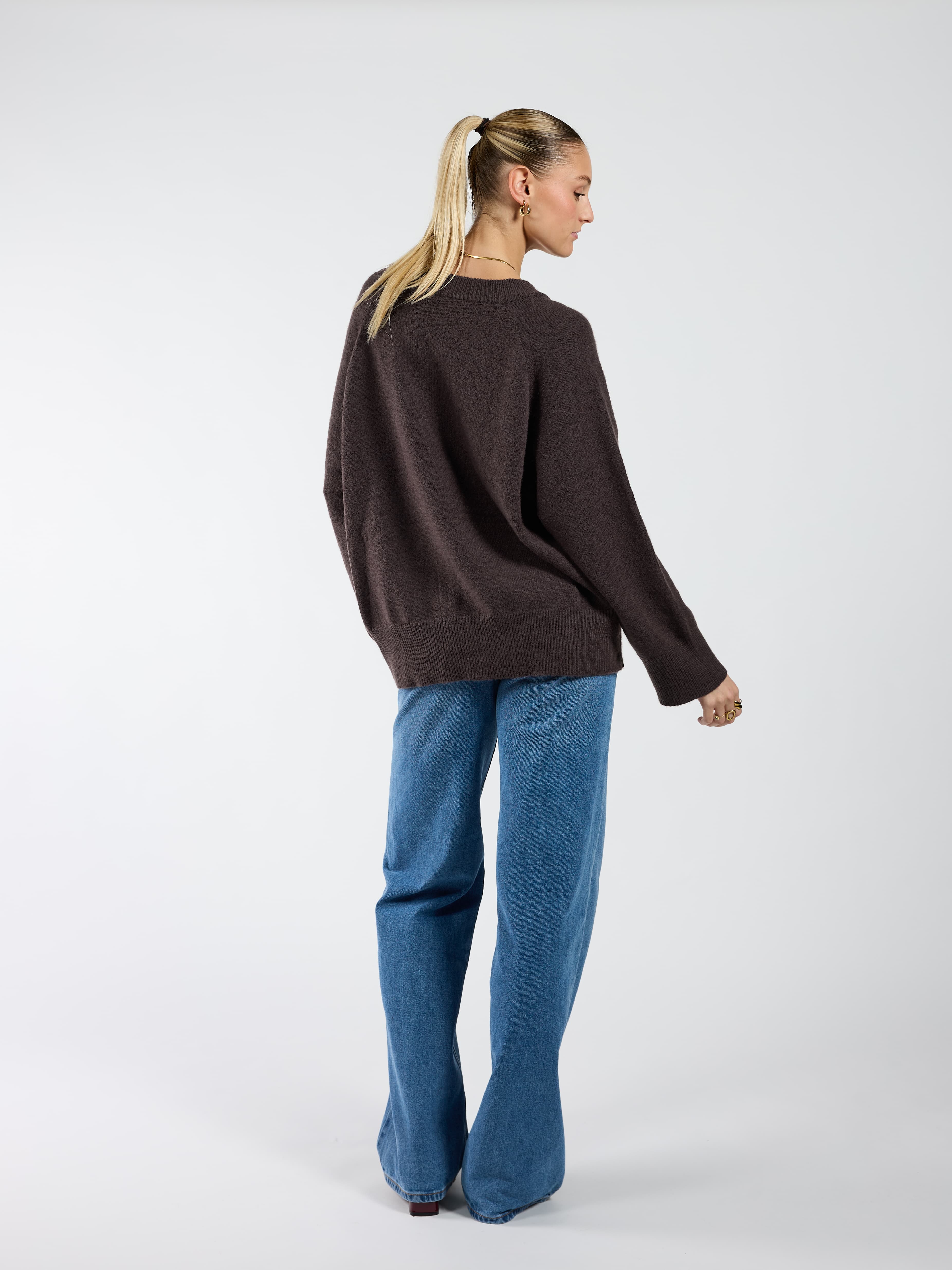 Chloé V-Neck Knit | Bruin | Tall - Image 5