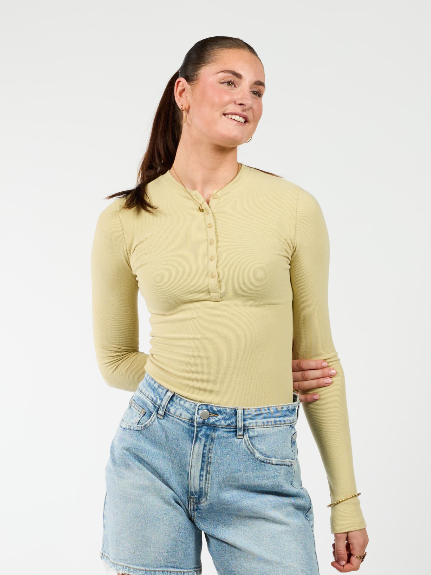Cilia | Long sleeve top met knopen | Groen | Tall