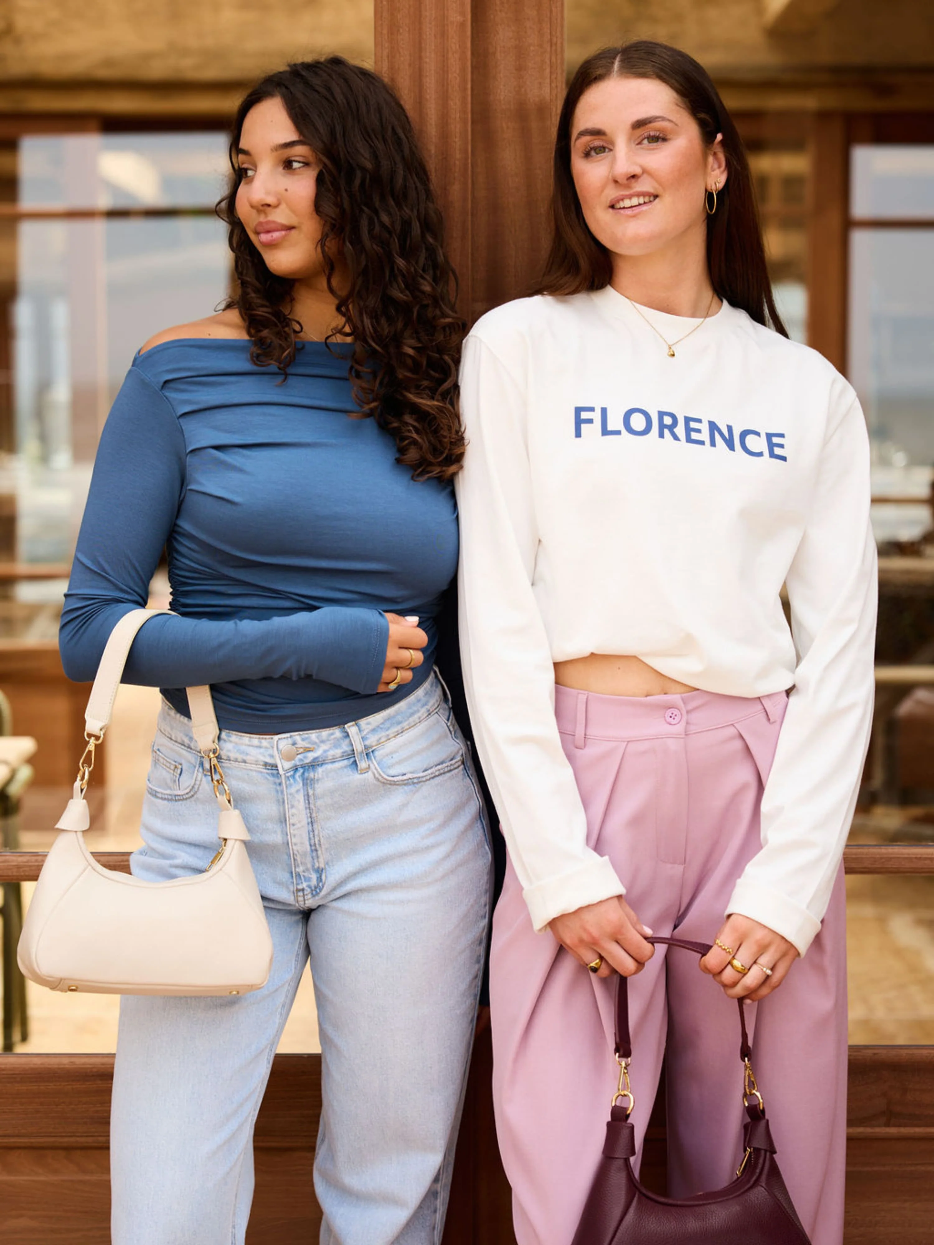 Florence Tee | Navy opdruk | Tall - Image 9