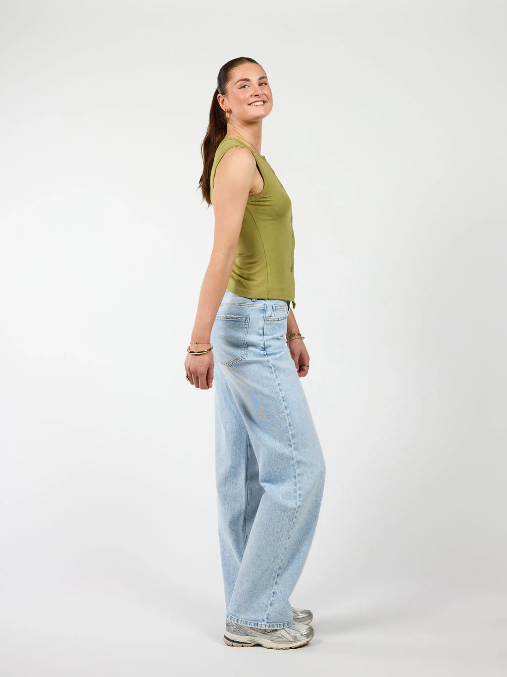 Hazel | Tanktop met knopen | Groen | Tall - Image 5