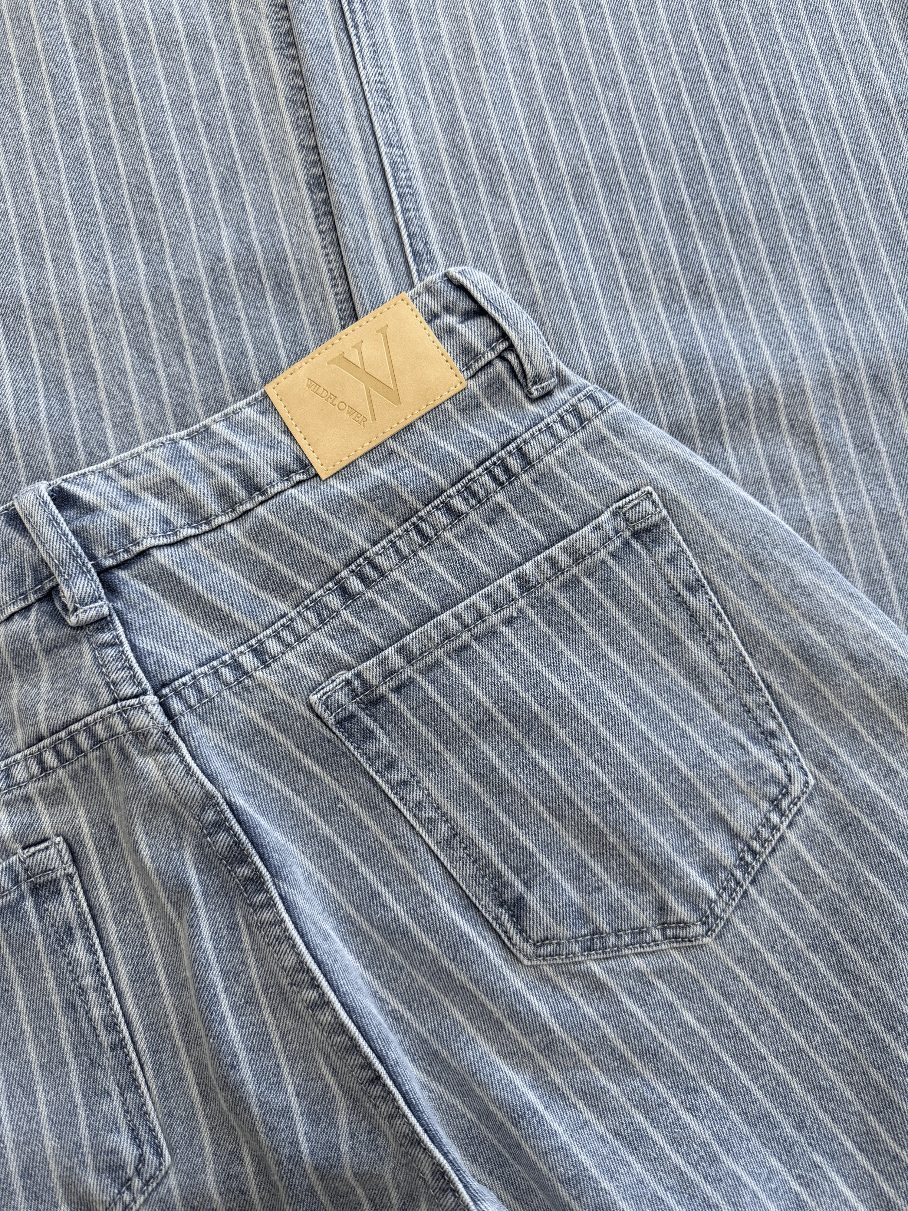 Indy | Mid Waist Wide Leg Jeans | Met krijtstreep | Stretch | Tall - Image 12