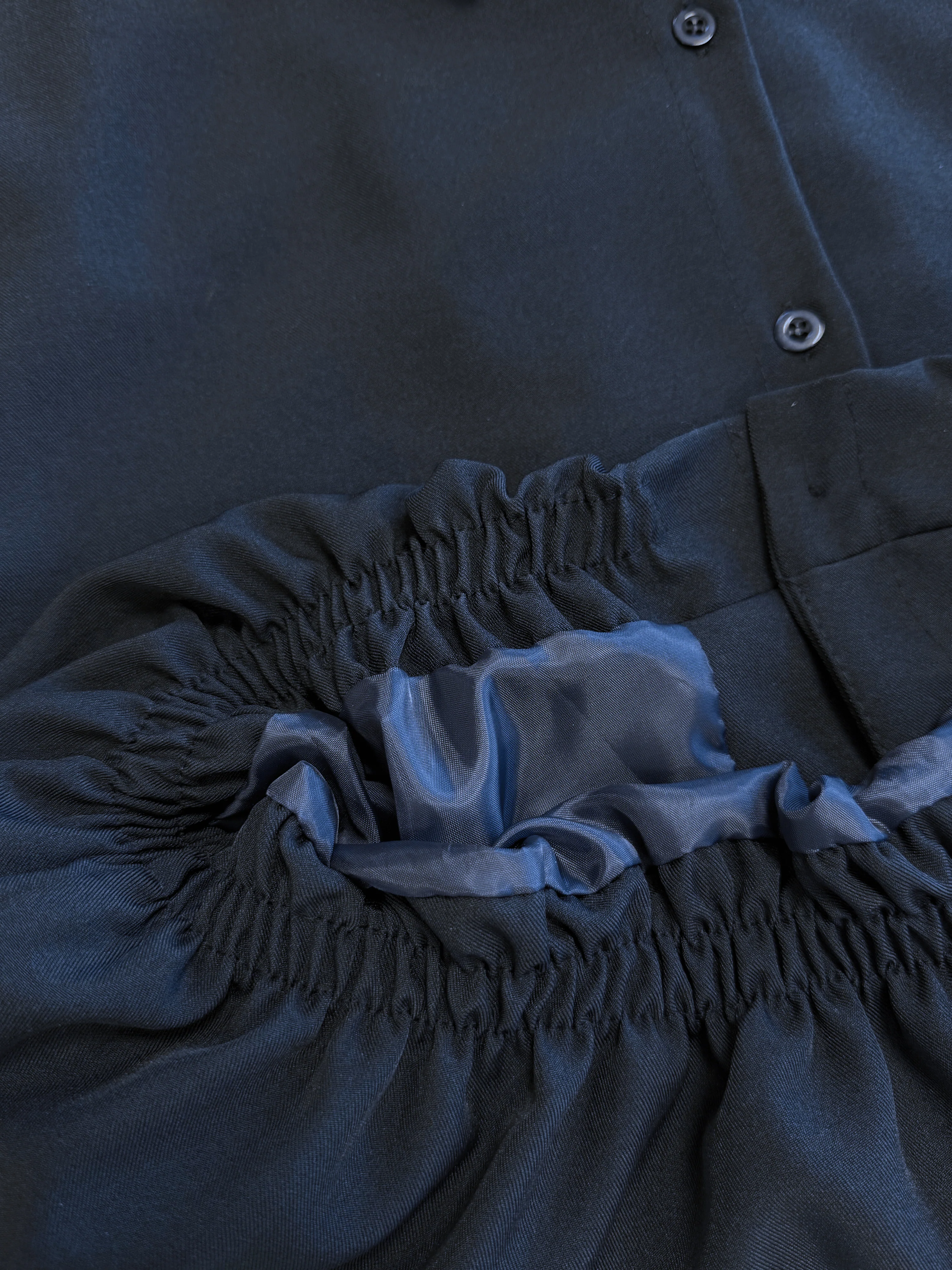 Jip | Cropped blouse | Navy | Tall - Image 11