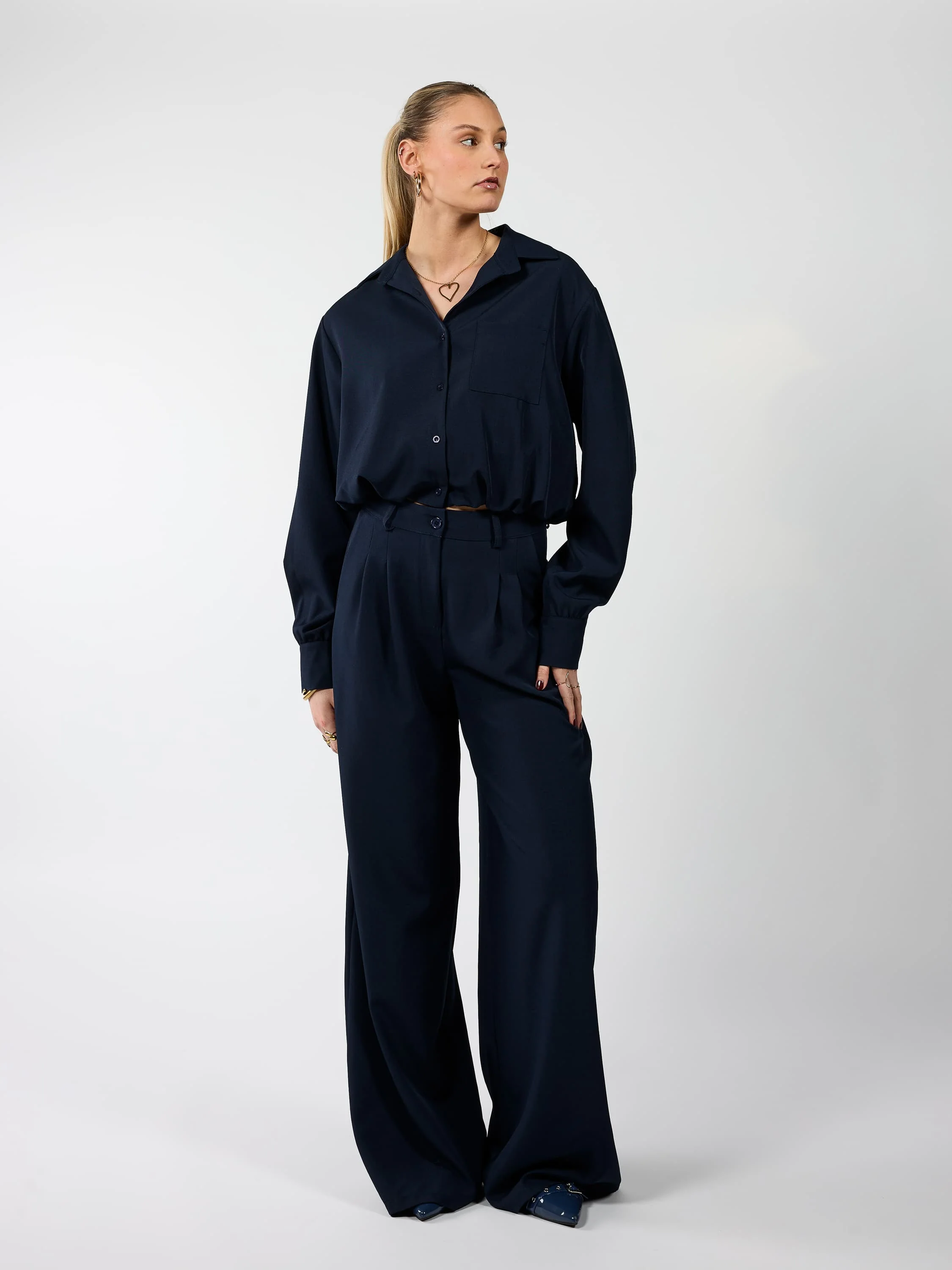 Jip | Cropped blouse | Navy | Tall - Image 7