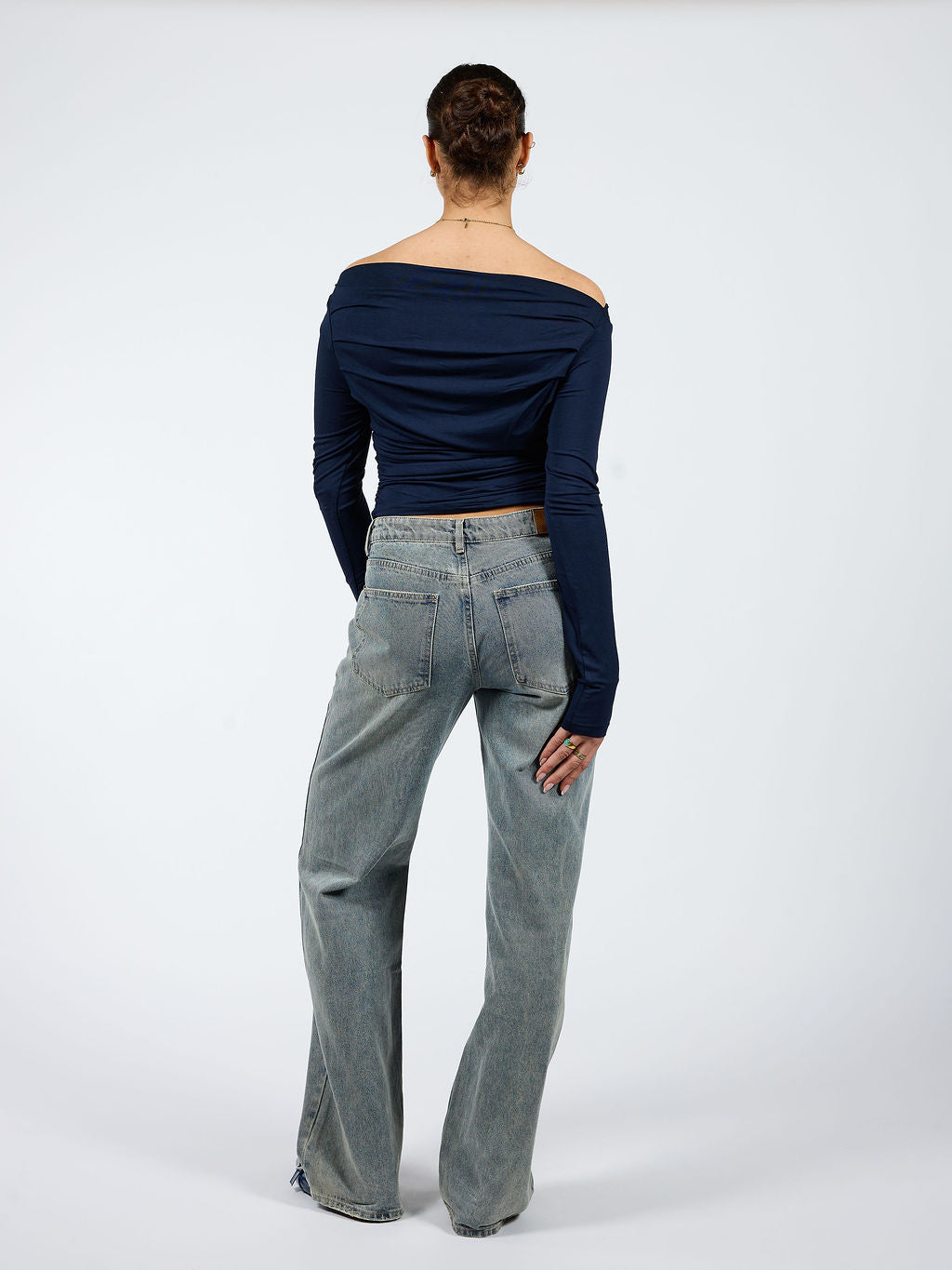 Lieke off shoulder top | Tall | Navy - Image 4