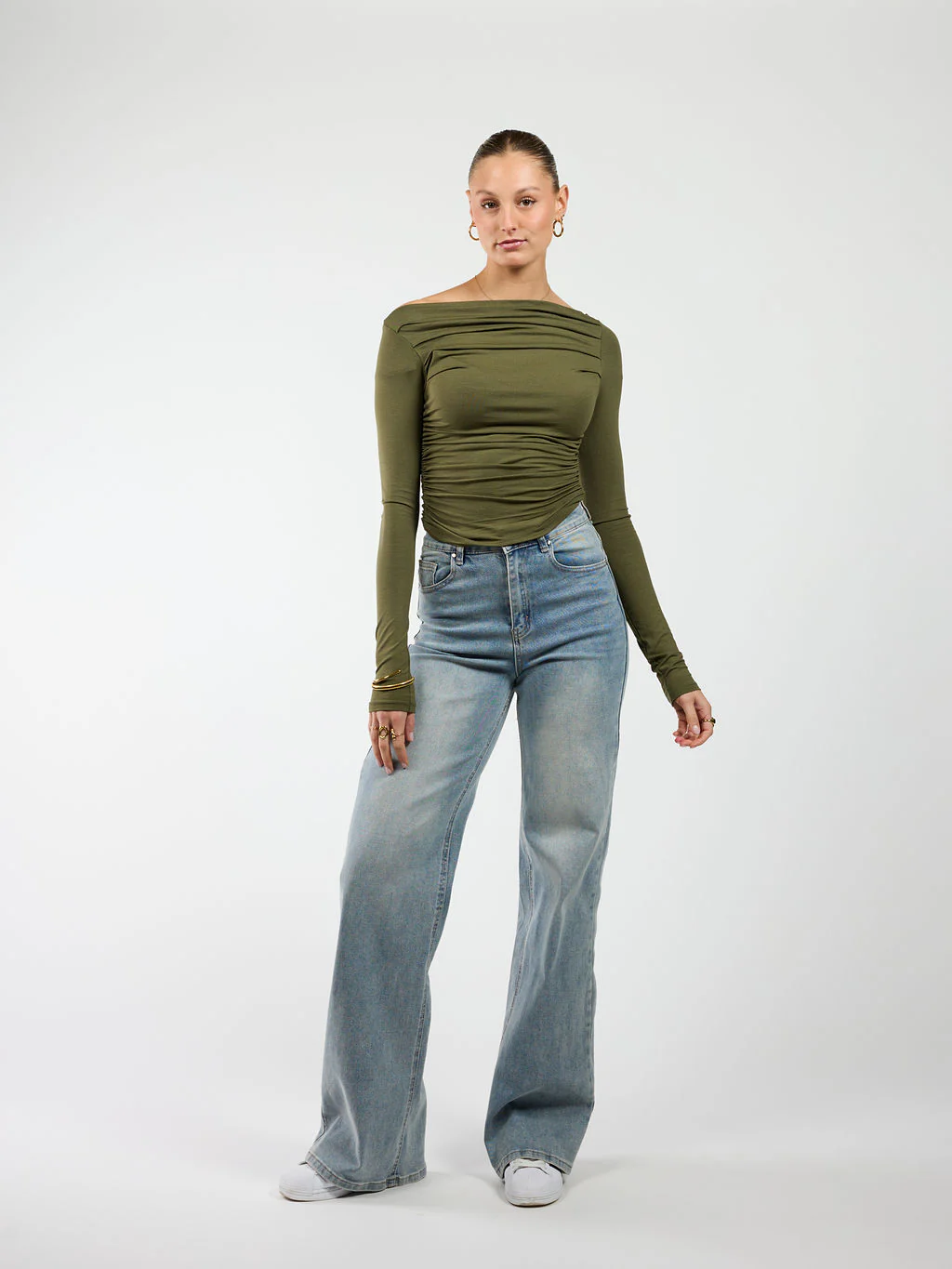 Lieke off shoulder top | Tall | Olive - Image 6