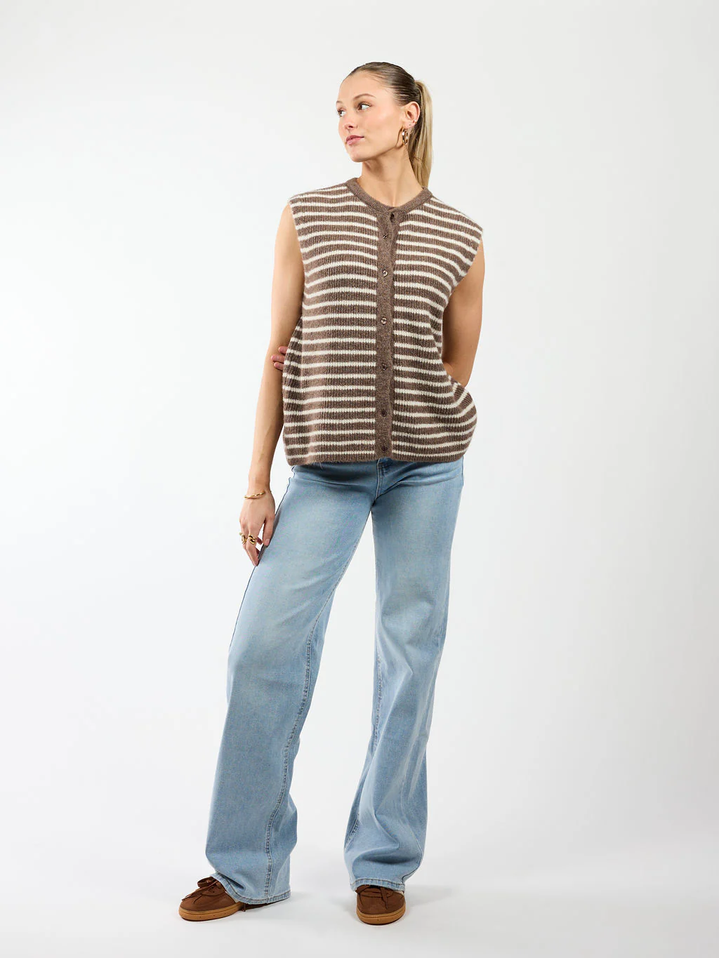 Lola Knitted Spencer met Knoopjes | Bruin wit gestreept | Tall - Image 7