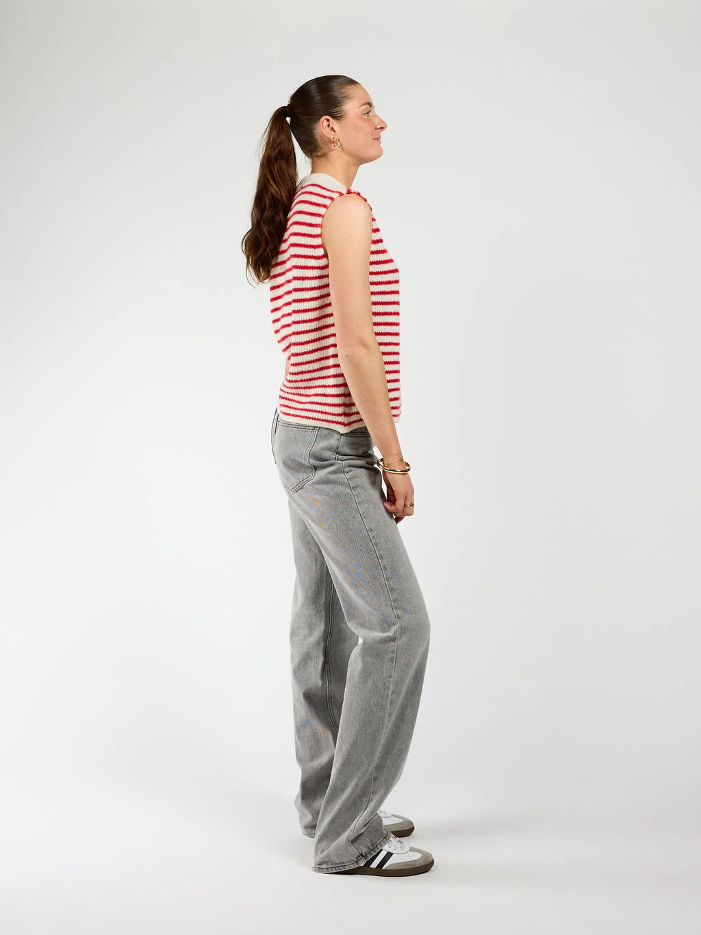 Lola Knitted Spencer met Knoopjes | Wit rood gestreept | Tall - Image 6