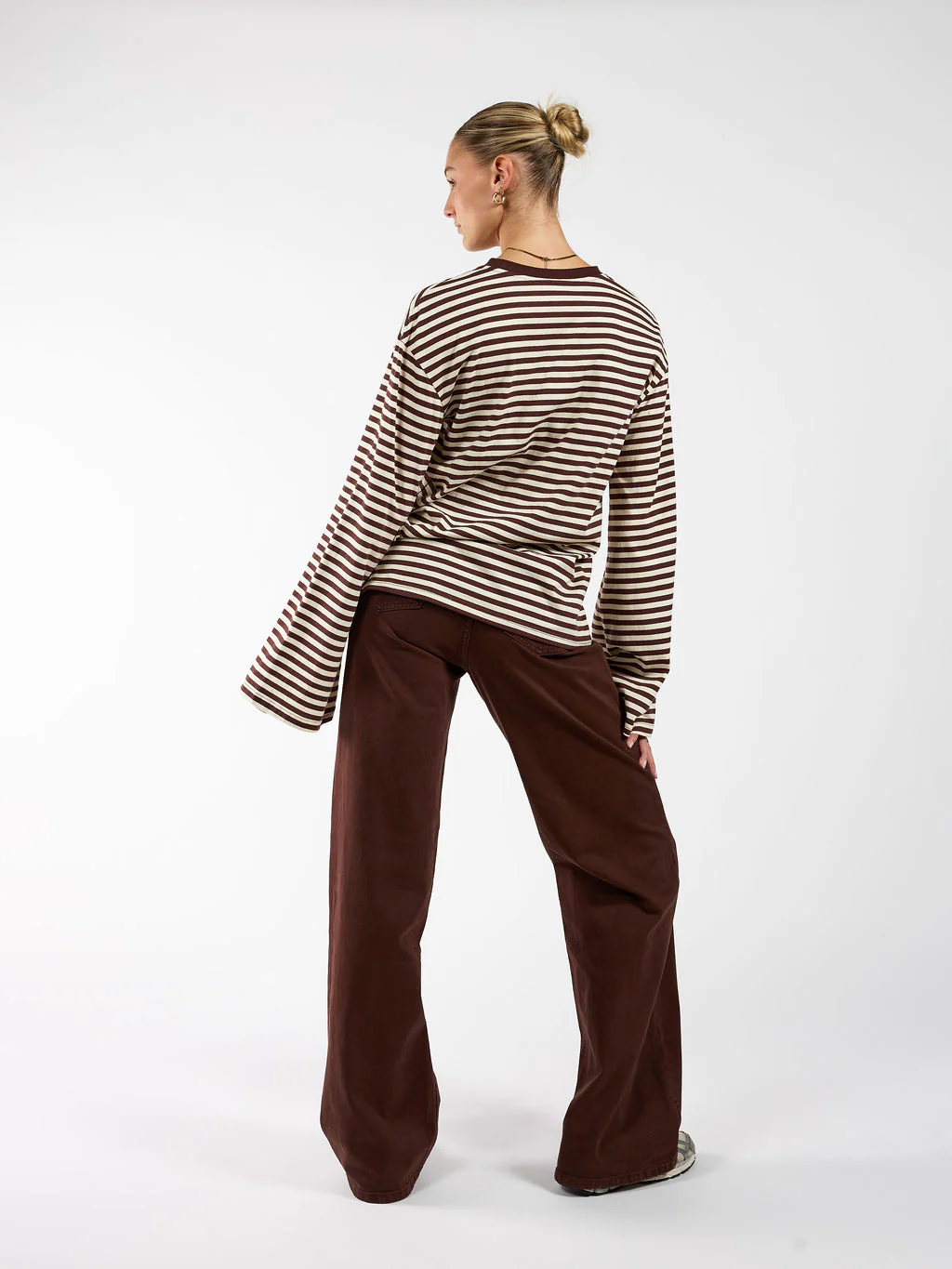 Nine Tee | Wijd uitlopende mouw | Gestreept cream bruin | Tall - Image 7