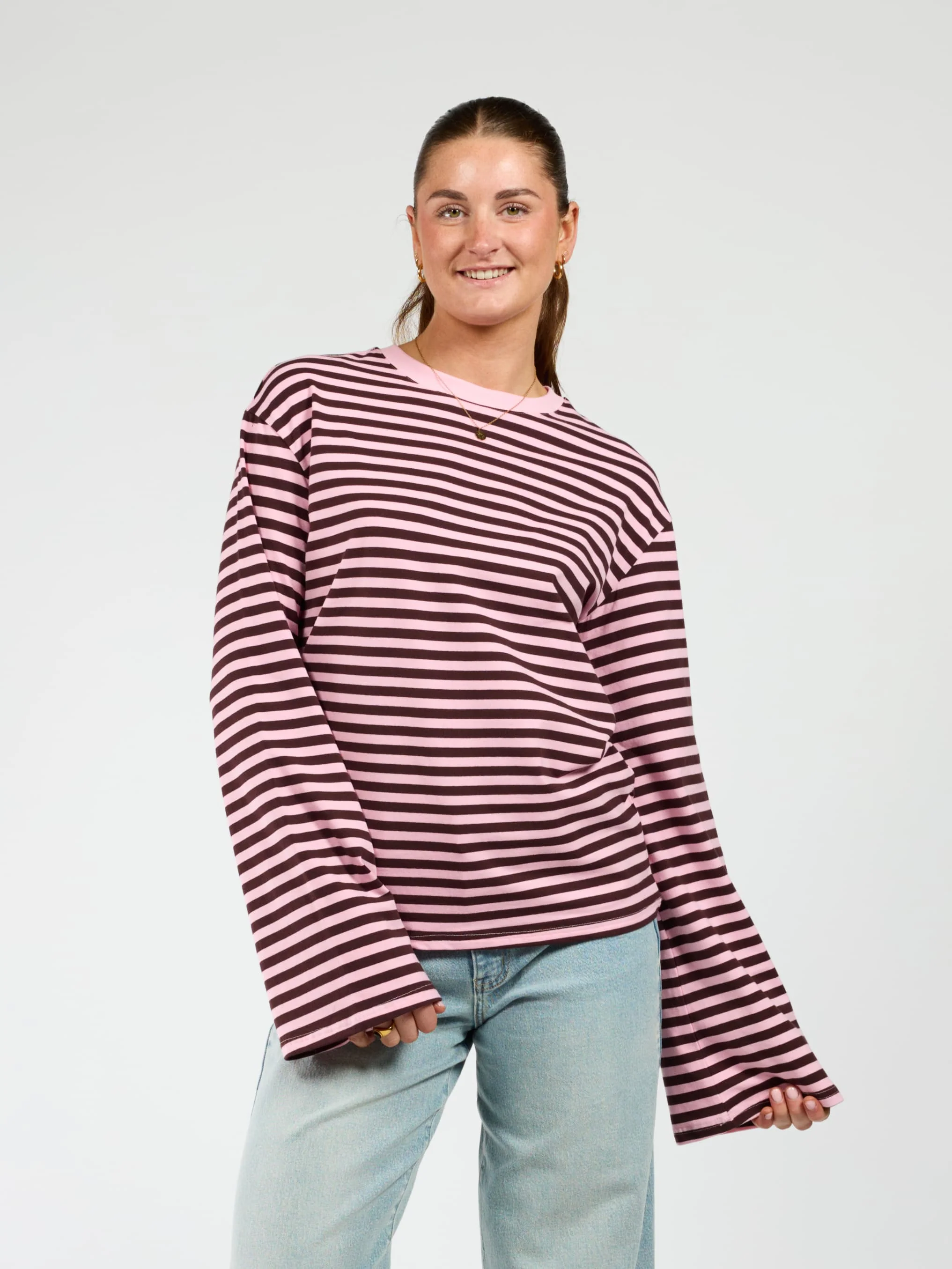 Nine Tee | Wijd uitlopende mouw | Gestreept roze bruin | Tall - Image 2