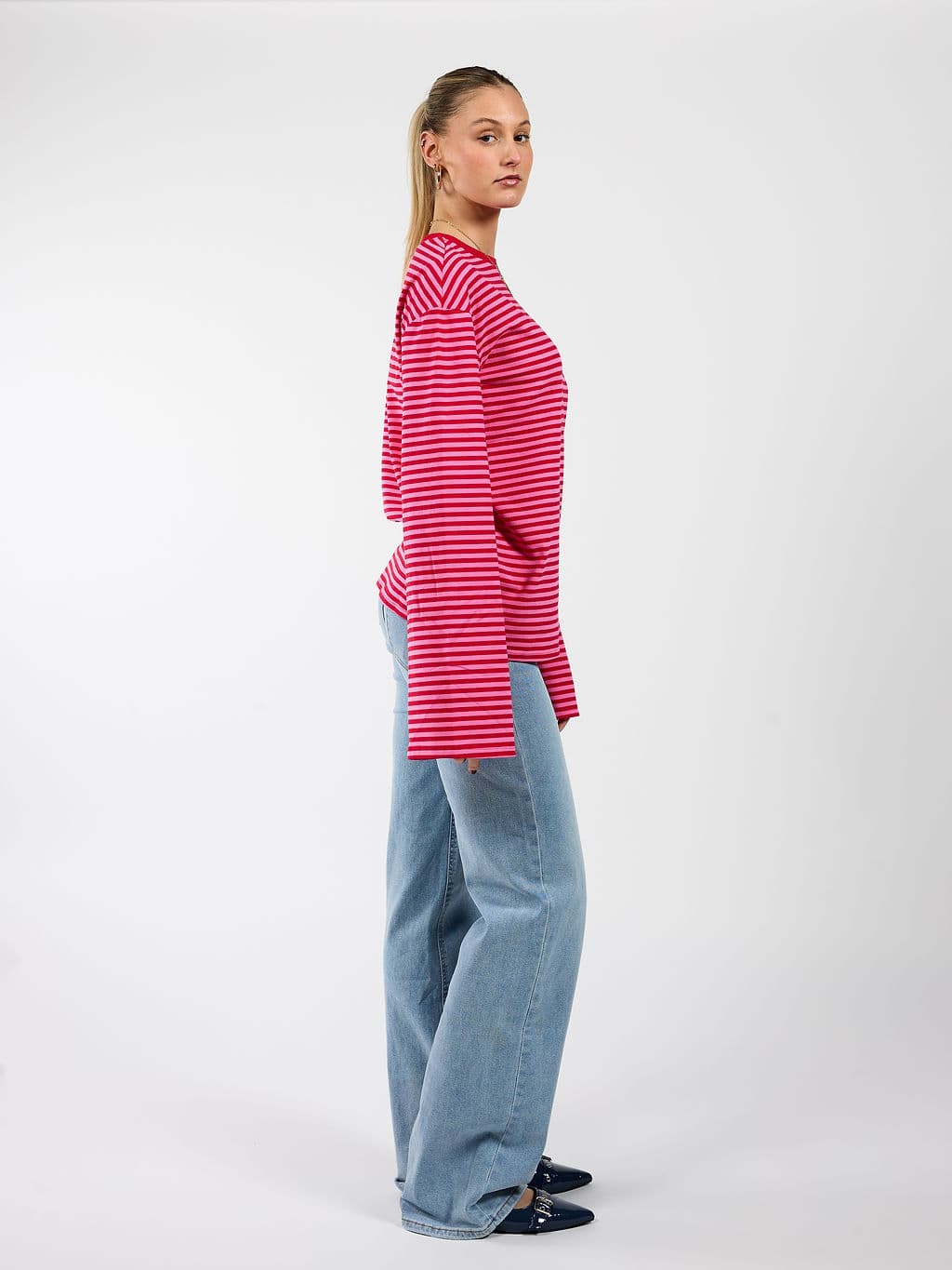 Nine Tee | Wijd uitlopende mouw | Gestreept roze rood | Tall - Image 6