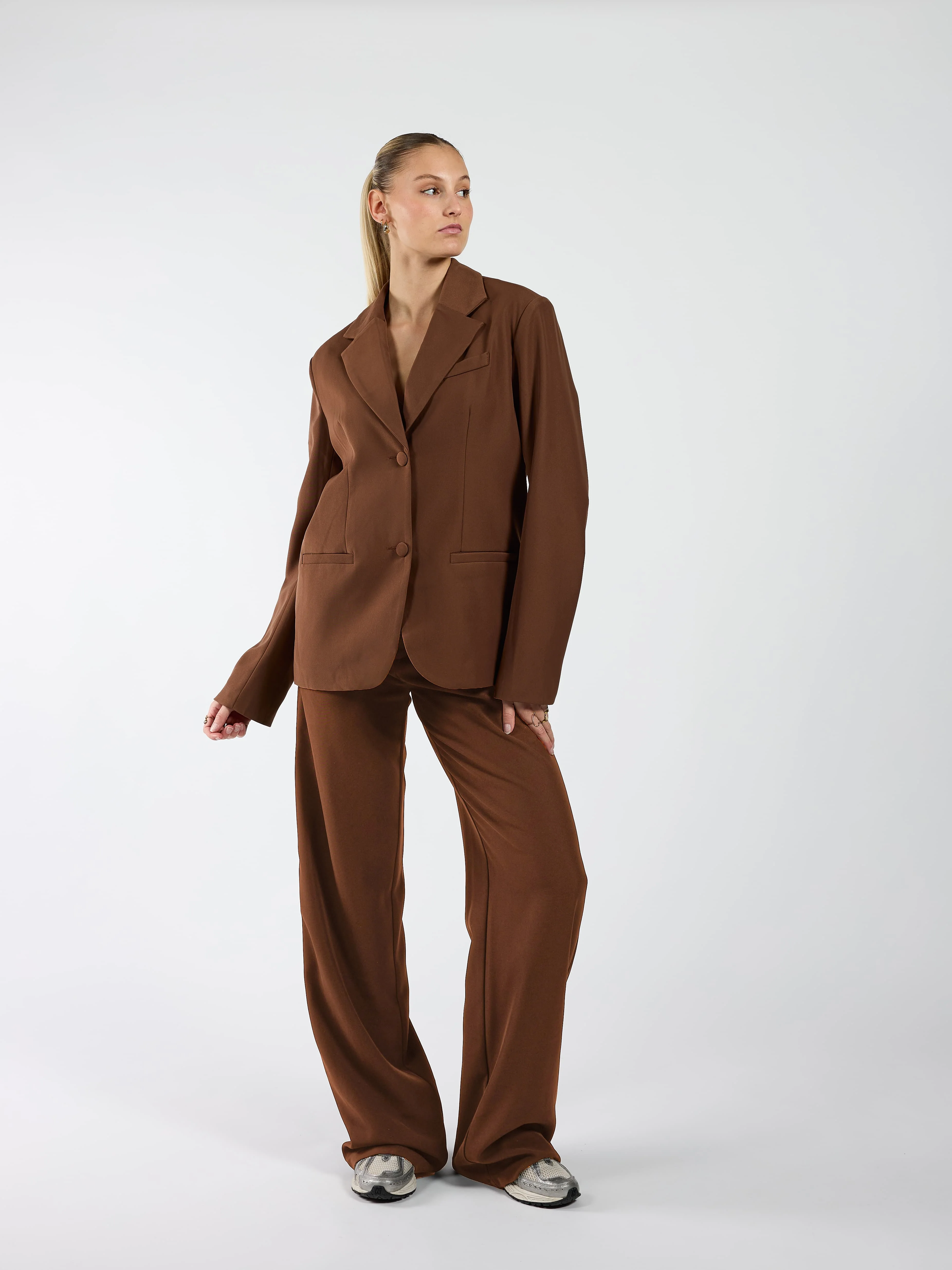 Nova | Wide leg pantalon met knoop | Bruin | Tall - Image 4