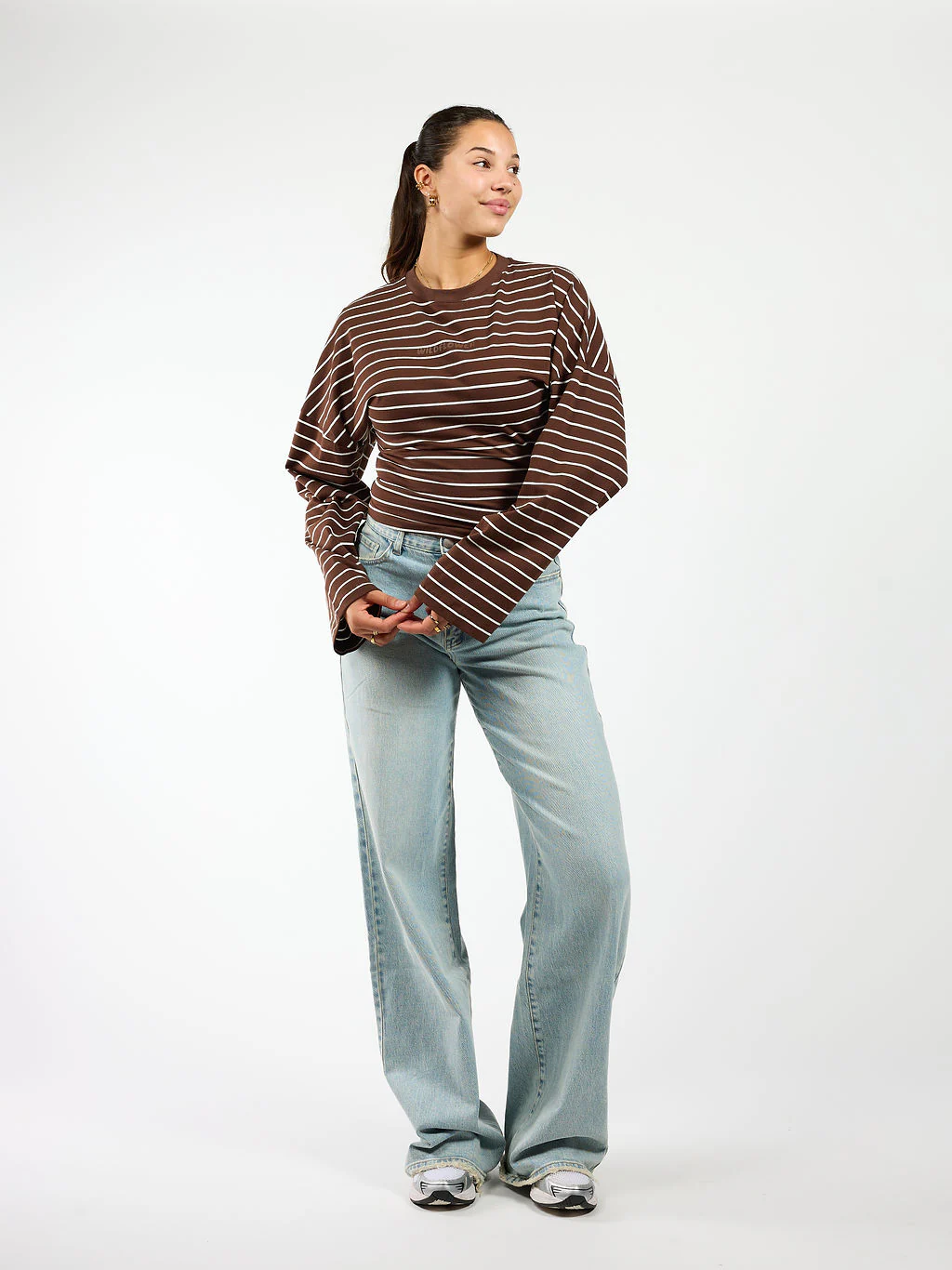Sanna Tee | Donkerbruin gestreept | Tall - Image 8