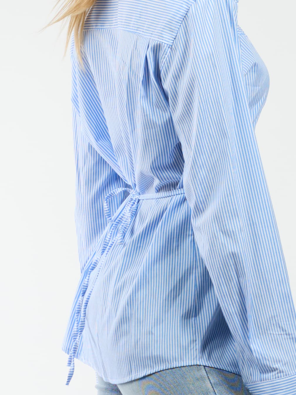 Sem getailleerde blouse | Blauw gestreept | Tall - Image 6