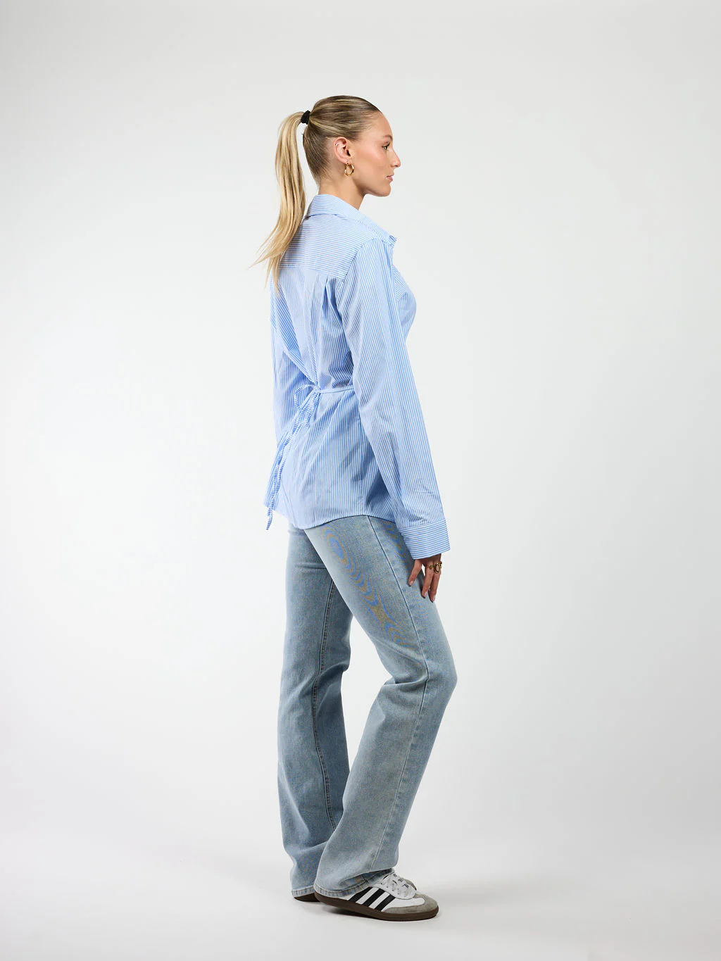 Sem getailleerde blouse | Blauw gestreept | Tall - Image 7