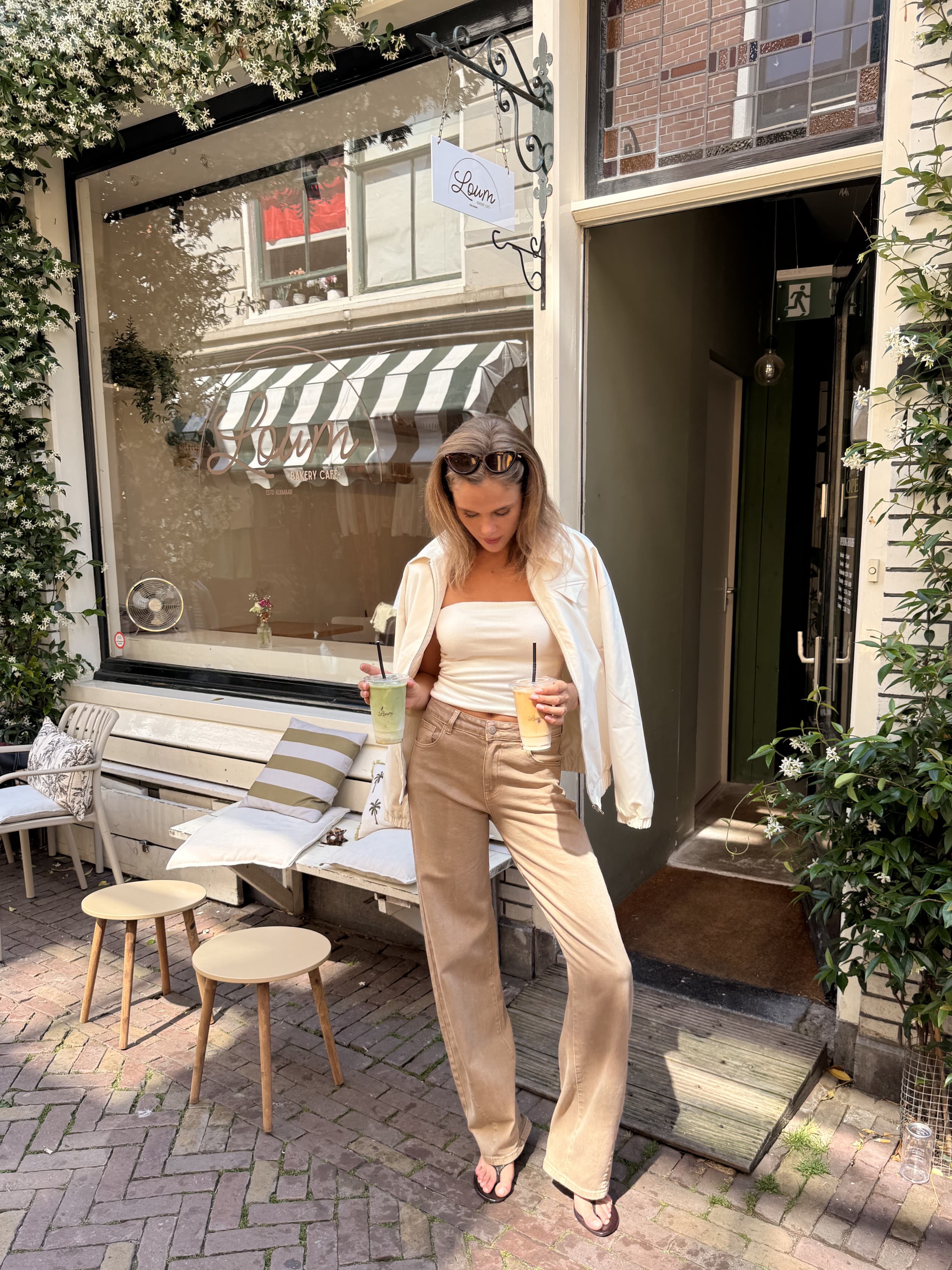 Zoey Barrel Jeans | Mid-waist | Mokka | Stretch | Tall - Image 3