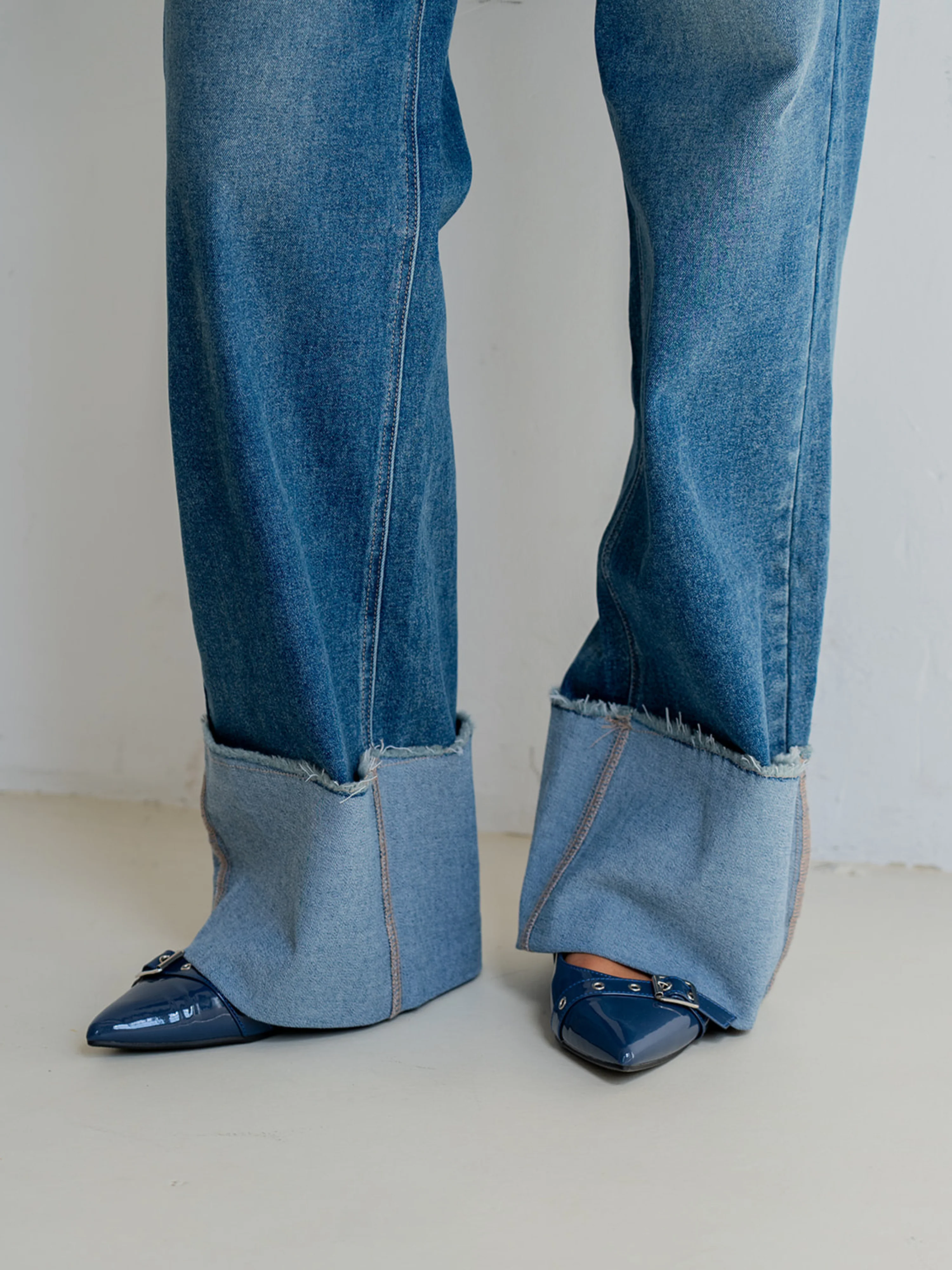Zola Cuffed Super Wide Leg Jeans | Ocean blue | Tall - Image 8